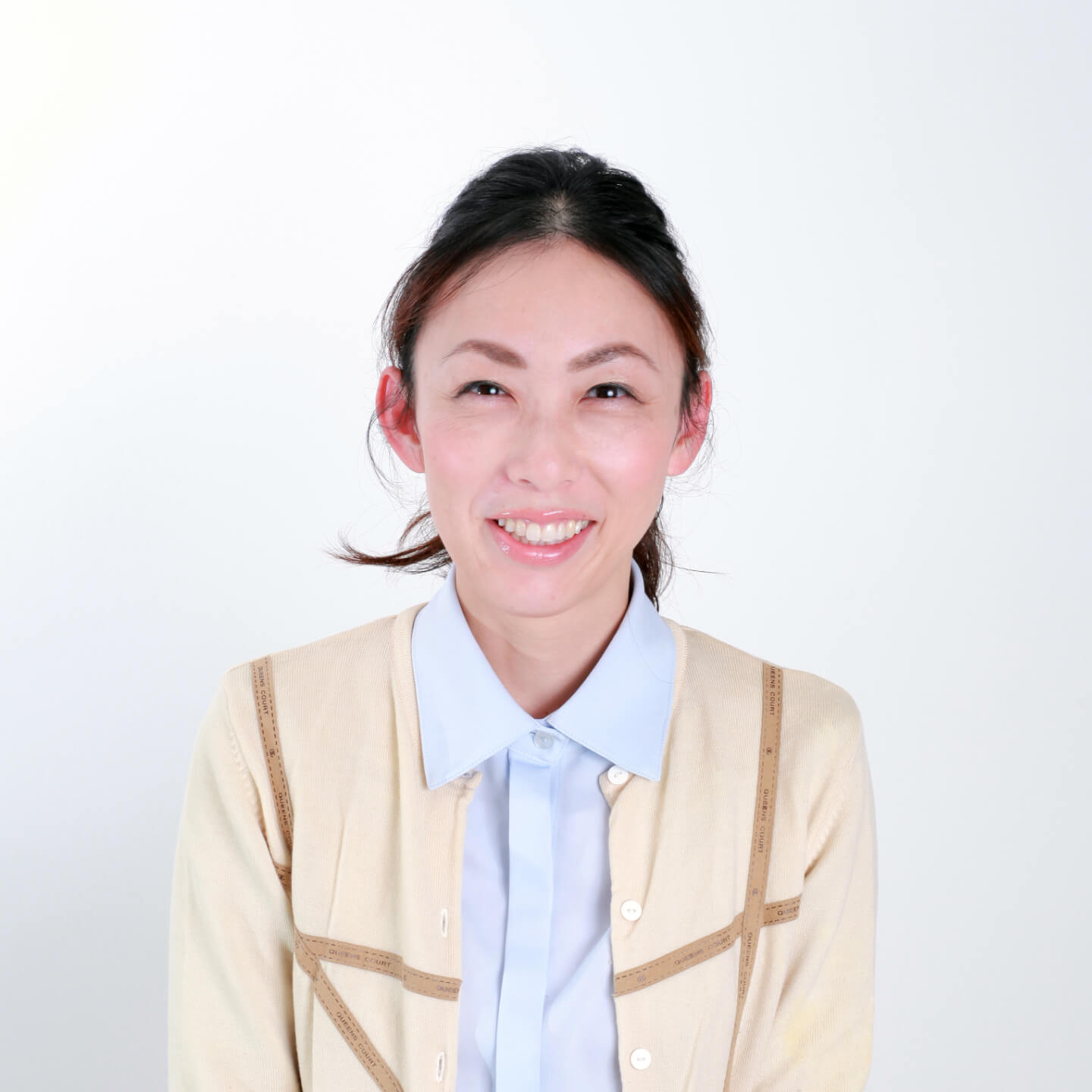 岡 美里